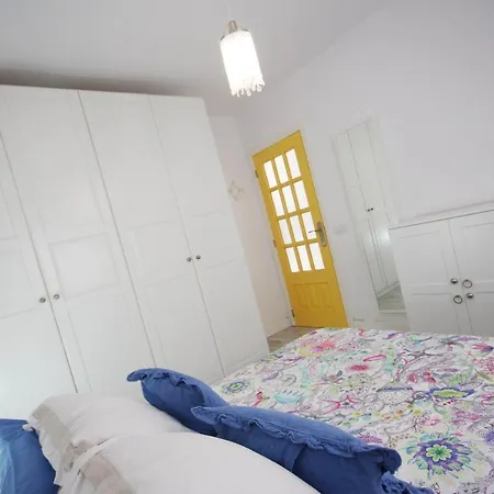 Las Americas -1 Minute From The Beach 公寓 阿德耶